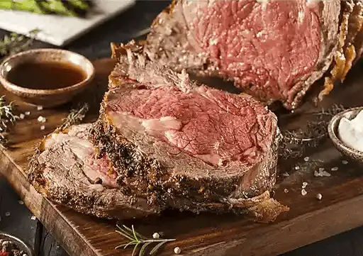 Peppered Rib Eye roast with Garlic sauce
